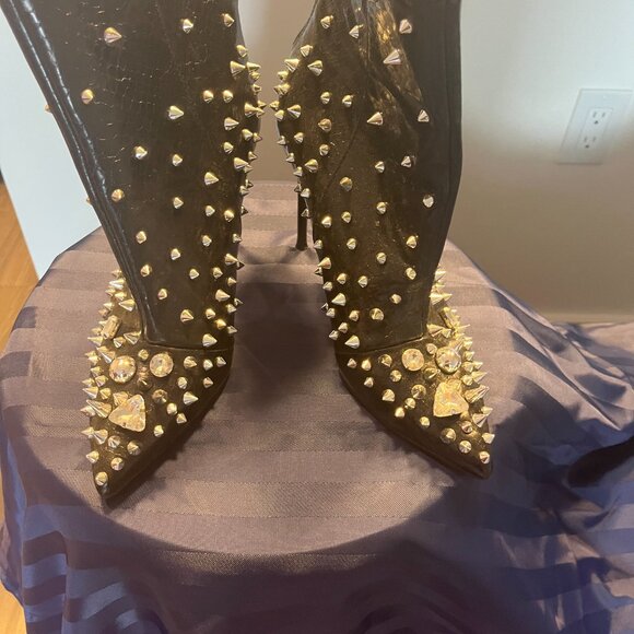 New Steve Madden Spike Boots - Picture 1 of 8